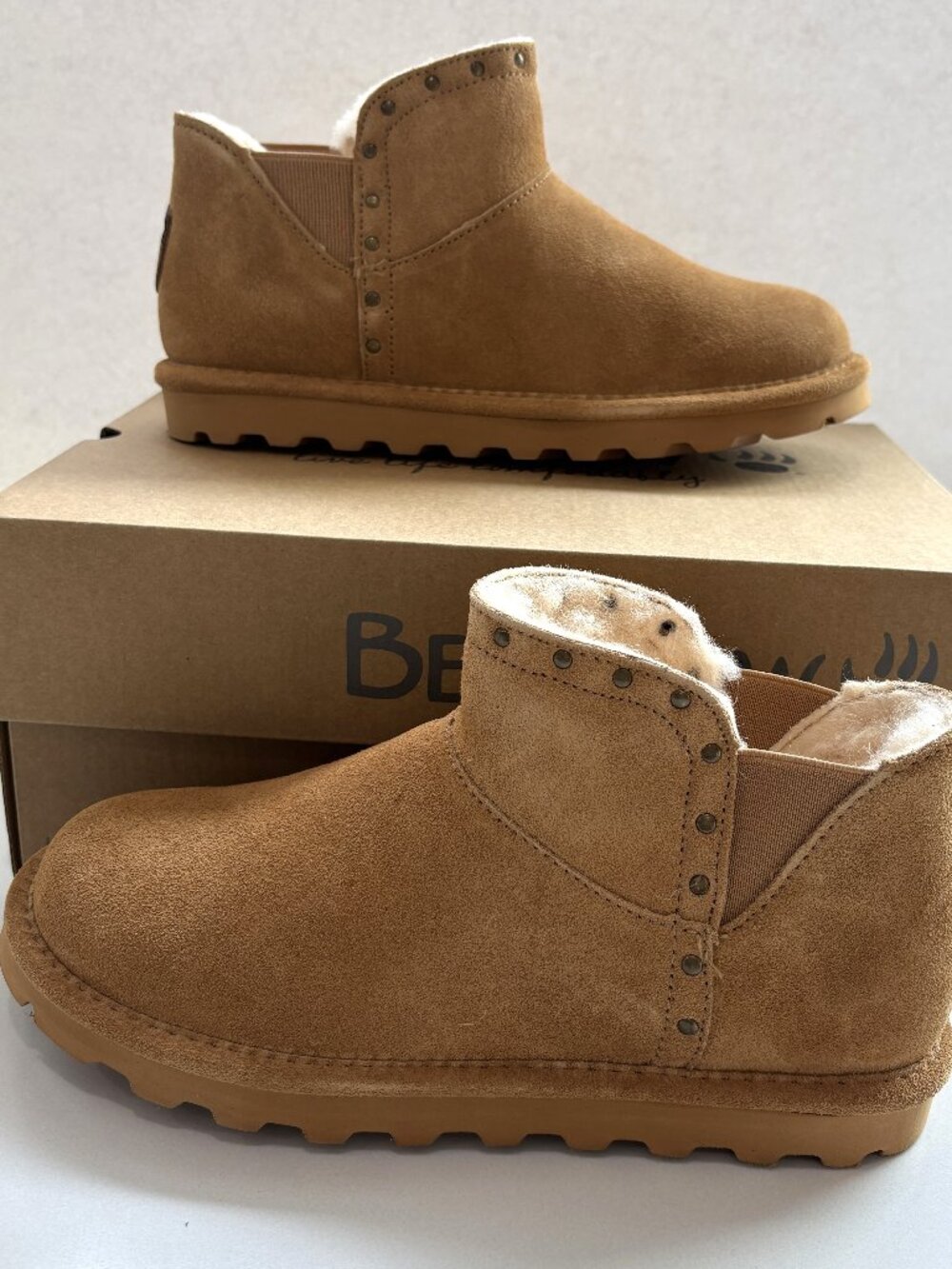 Bearpaw Lottie Studded Boots Suede Faux Fur Booties Iced Coffee Size 7 NEW